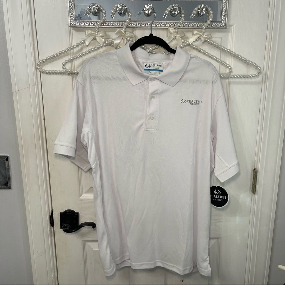 NEW Realtree Fishing White Collard Polo
